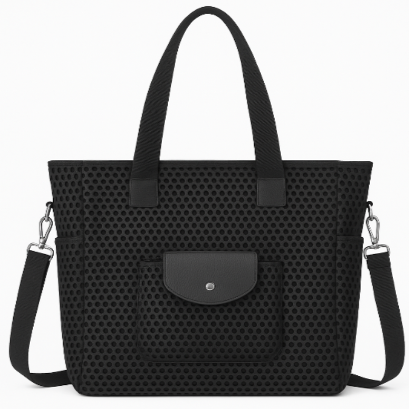 Tasche mit weißem Hintergrund