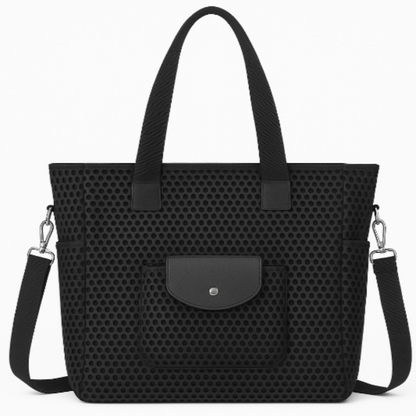 Tasche mit weißem Hintergrund